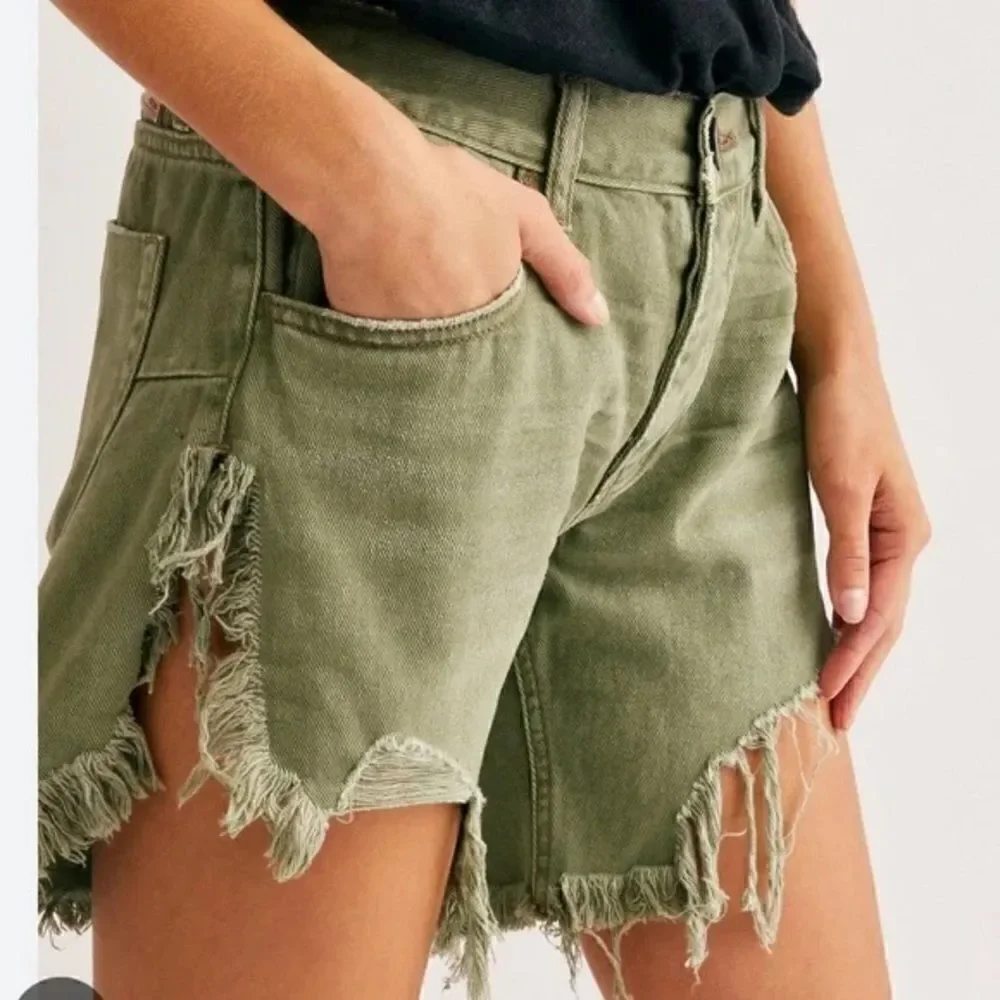 One Teaspoon X Free People Frankies Distressed Cutoff Denim Jean Shorts Khaki